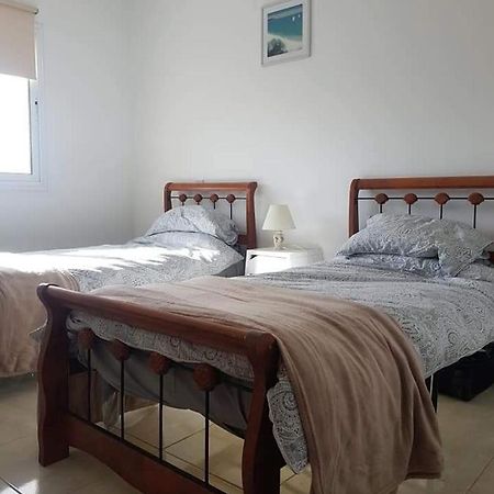 פאראלימני Armstrong Apartment מראה חיצוני תמונה