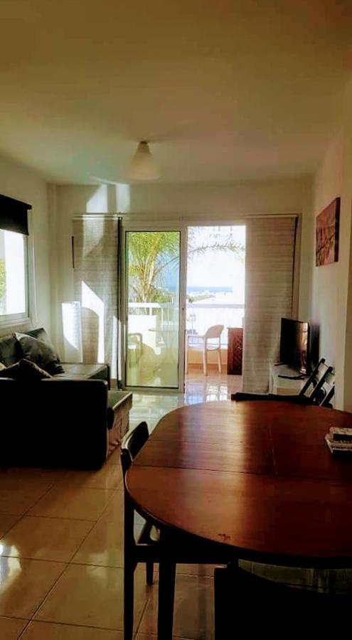 פאראלימני Armstrong Apartment מראה חיצוני תמונה